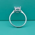thumbnail image 4 of Anillo ovalado de cuatro garras de moissanita para niñas, plata de ley S925, nicho cerrado, baño de viento frío para damas, 18 k, blanco, 4 of 5