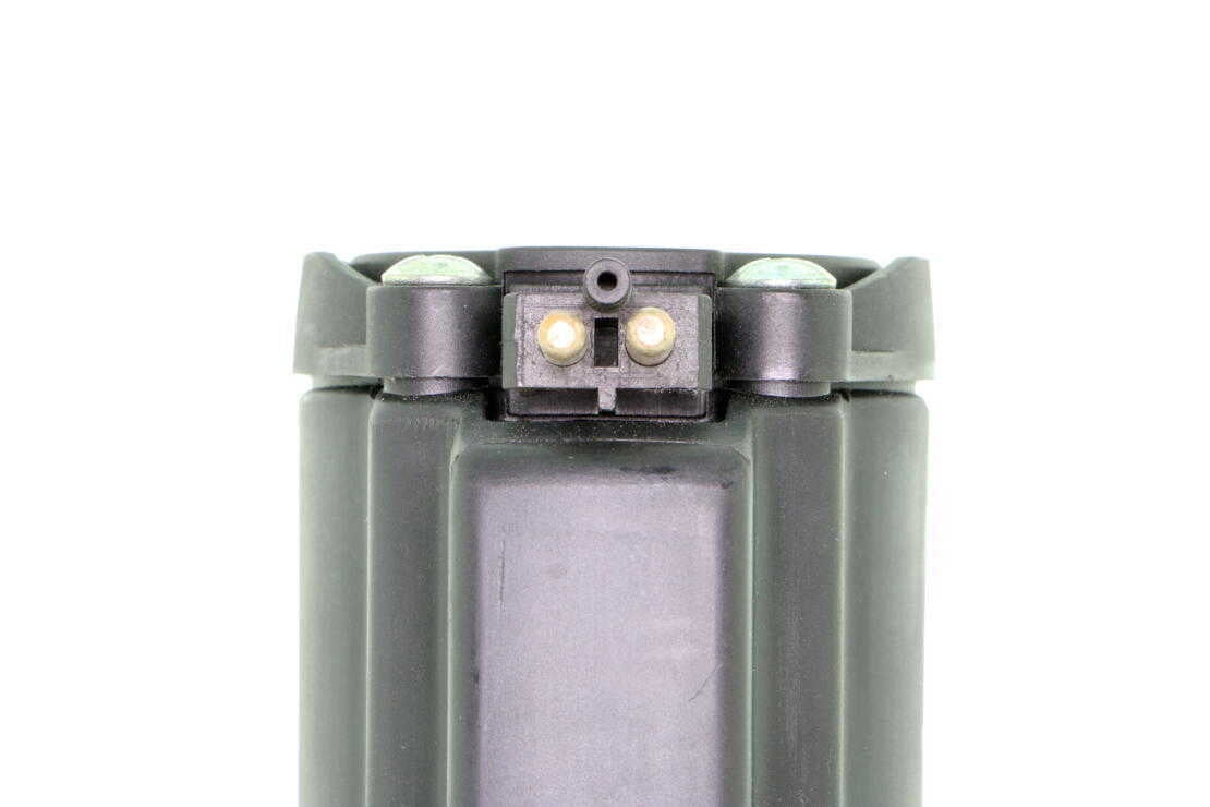 VEMO V30-63-0038 Secondary Air Pump