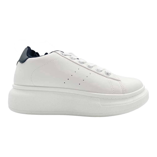 tenis george para dama liso blanco y negro talla 22 Tenis blancos de perfil lateral con suela plataforma blanca gruesa, empeine liso con cordones blancos y perforaciones decorativas en el costado; detalle posterior negro en el talón, talla 22, calzado urbano para caminatas y uso diario, también adecuado para recorridos cortos.