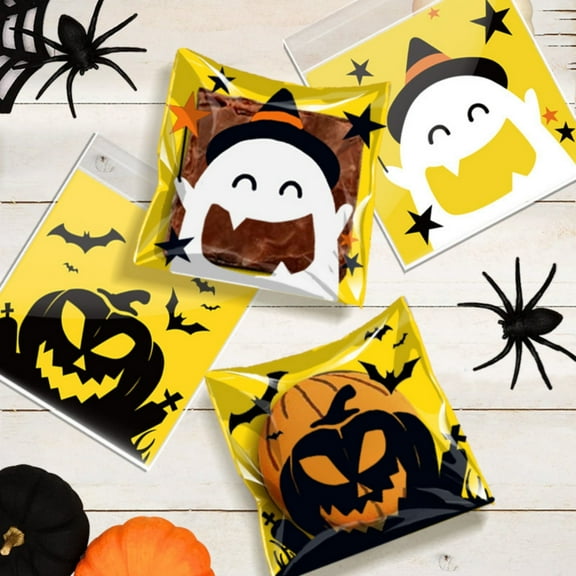 Twfbrm 100Pcs Halloween Candy Bags, Self-Adhesive Clear Cellophane Treat Bags with 2 Designs Halloween Pattern, BPA-Free Food Grade Plastic Cookie Goodie Bags for Halloween Party Favors Supplies