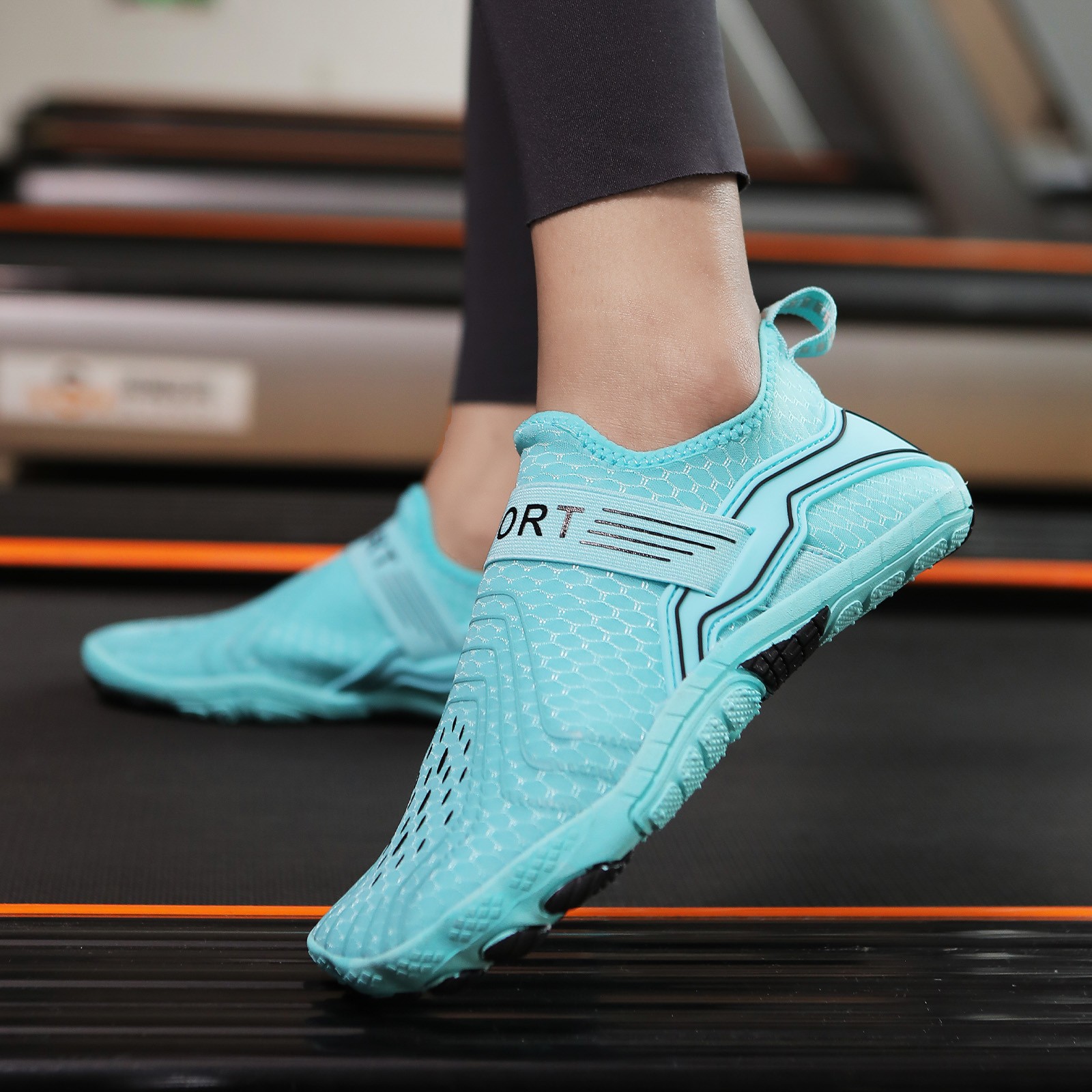 ALMONDWalks on Water 9’4″ Skechers Hands-Free Slip-Ins: Relaxed Fit Fairport Killian