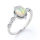 thumbnail image 4 of JeenMata Anillo de Compromiso Art Déco de Cinco Piedras con Diseño Antiguo de Ópalo Etíope de Corte Ovalado de 1,5 Quilates y Moissanita, Chapado en Oro Blanco de 18 K sobre Plata, 4 of 6