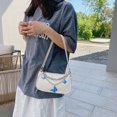 thumbnail image 4 of Retro mujer mariposa doble cadena PU axila bolso pequeño bolso (blanco B) Tmvgtek Para estrenar, 4 of 8