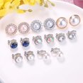 thumbnail image 3 of Juego de 8 pares de aretes de clip para mujer, aretes de clip con nudo dorado y perlas de imitación con circonitas cúbicas y almohadillas de goma, aretes con clip hipoalergénicos n, 3 of 4