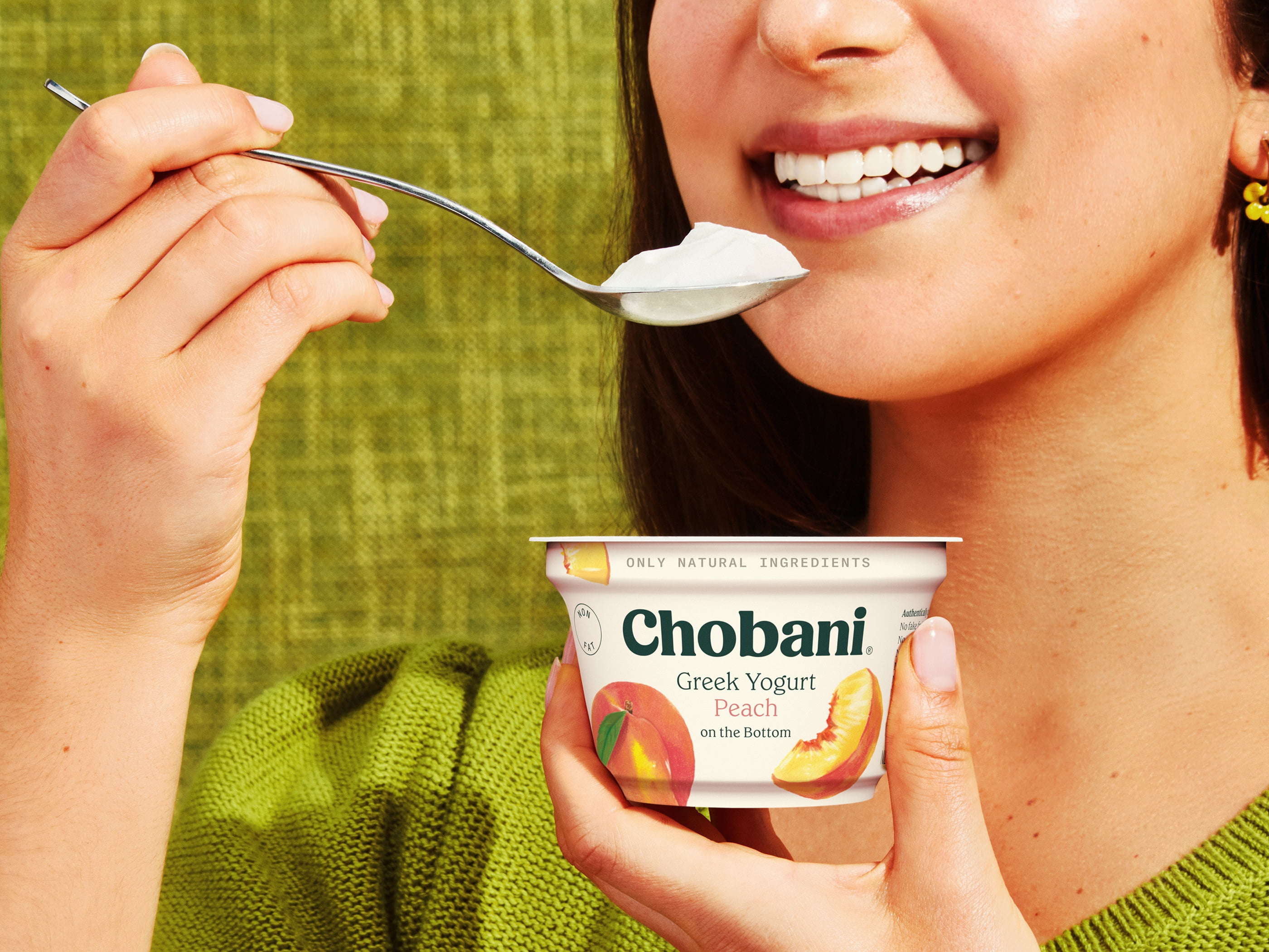 Chobani Non-Fat Greek Yogurt Peach On The Bottom 5.3 oz 4PK