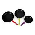 thumbnail image 1 of Juego De 3 Sartenes Antiadherentes KITCHENES Borde De Hierro, 1 of 6