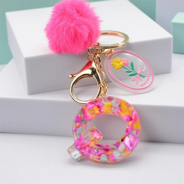 Llaveros Kawaii de 26 letras para mujer, colgante de iniciales del alfabeto de resina de la A la Z con pompón rosa, bolso de mano
