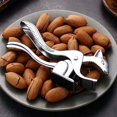 thumbnail image 5 of Cascanueces de acero, Cascanueces de nogal, Zinc fundido a presión, Tuercas de apertura que ahorran esfuerzo, Cascanueces de diseño, Cascanueces de hierro fundido con diseño de ardilla, 5 of 5