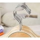 thumbnail image 3 of Perchas de madera con rayas antideslizantes (paquete de 10), 3 of 5