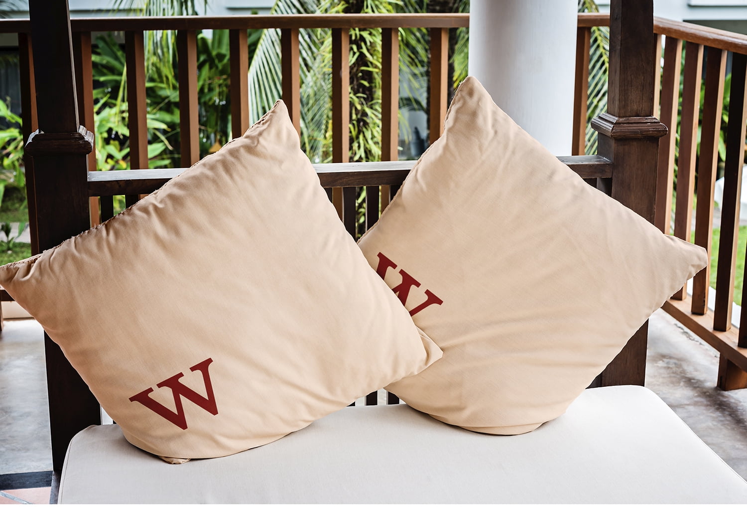 Simply Daisy 20" x 20" Modern Monogram Indoor/Outdoor Polyester Throw Pillow, Maple Red