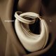 thumbnail image 4 of Bolso de diseño Songmont de la serie Moon, mediano, para uso diario, con un solo hombro, para uso debajo del brazo, para vehículos todo terreno y UTV, para almacenamiento, 4 of 5