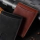 thumbnail image 5 of Tarjetero de piel sintética Cartera resistente al desgaste con ranuras para varias tarjetas Cartera ultrafina para hombre Marrón, 5 of 10