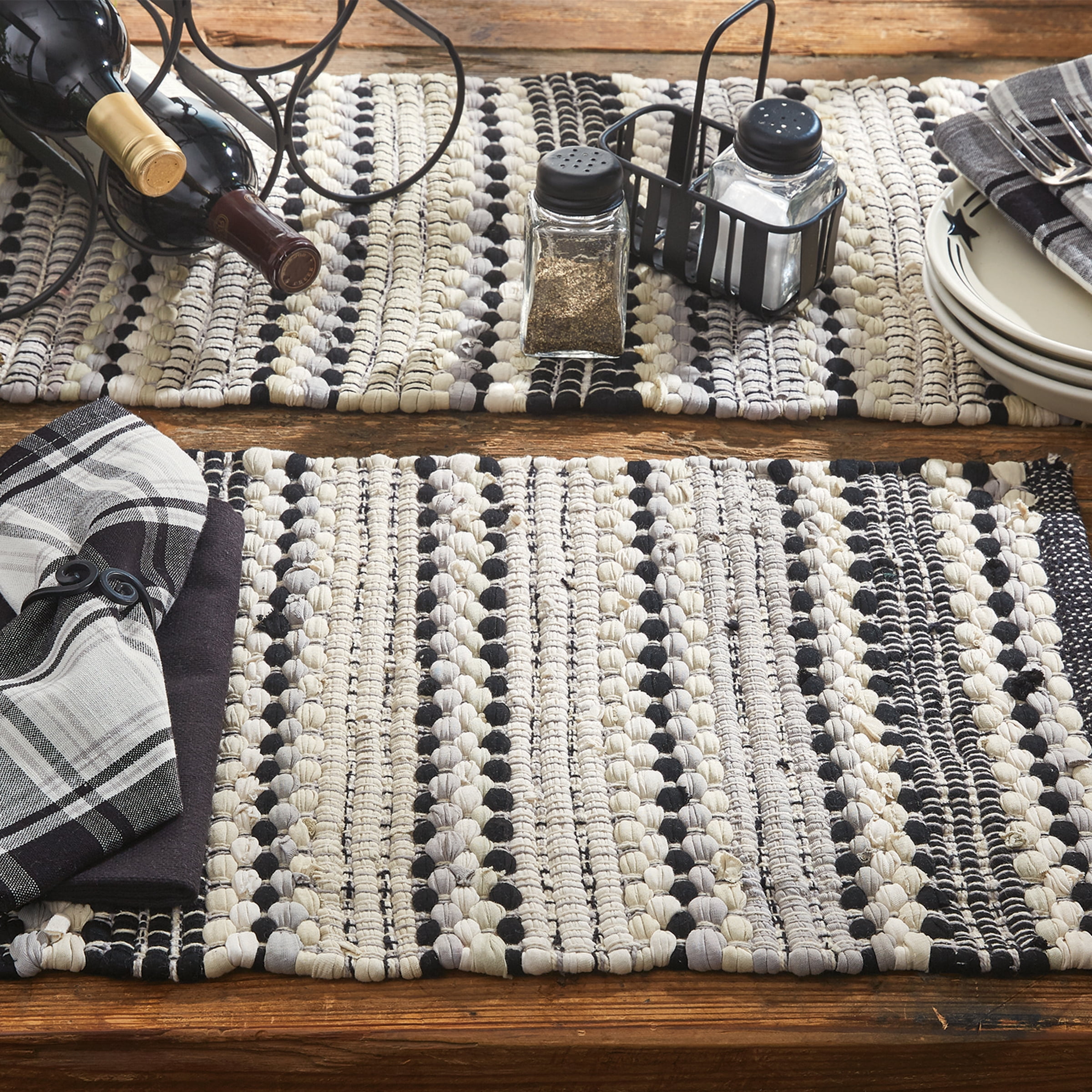 Park Designs Black Stripe Crossroads Chindi Placemat Set of 4