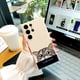thumbnail image 3 of Funda de goma TPU elegante y confiable para iPhone: proteja su dispositivo del desgaste diario con esta funda para teléfono moderna y funcional., 3 of 4