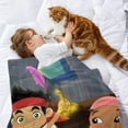 thumbnail image 2 of Jake y los Piratas de Nunca Jamás anti-pilling, suave, ligera, esponjosa y acogedora de lujo para hogar y cocina – Perfecta para niños y adultos,120X180cm, 2 of 6