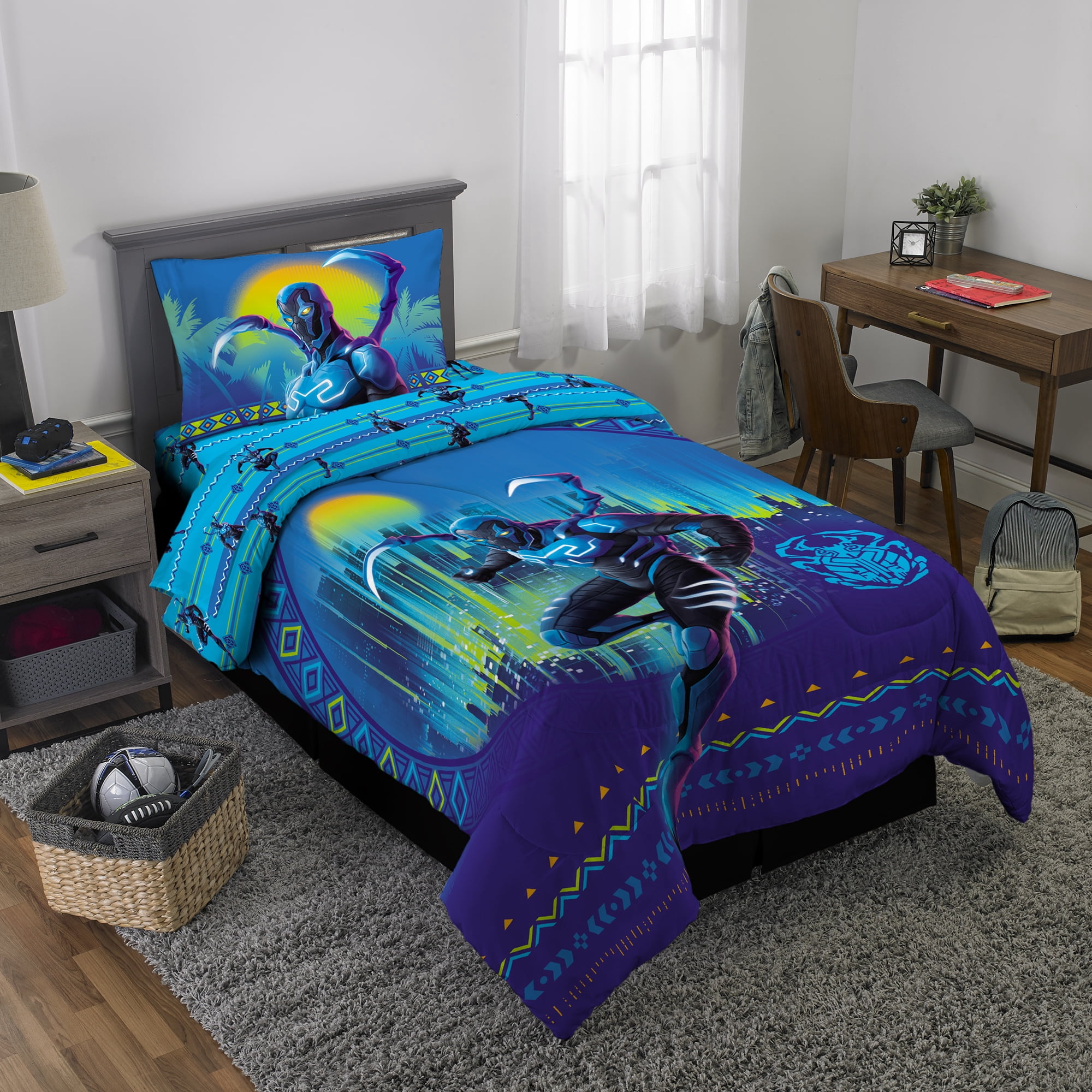 Blue Beetle Kids Twin Bed-in-a-Bag, Comforter and Sheets, Blue, Warner Brothers