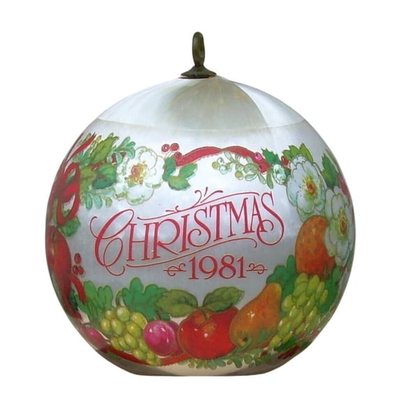 1981 Friendship (Ball) Hallmark Keepsake Christmas Tree Ornament QX704-2