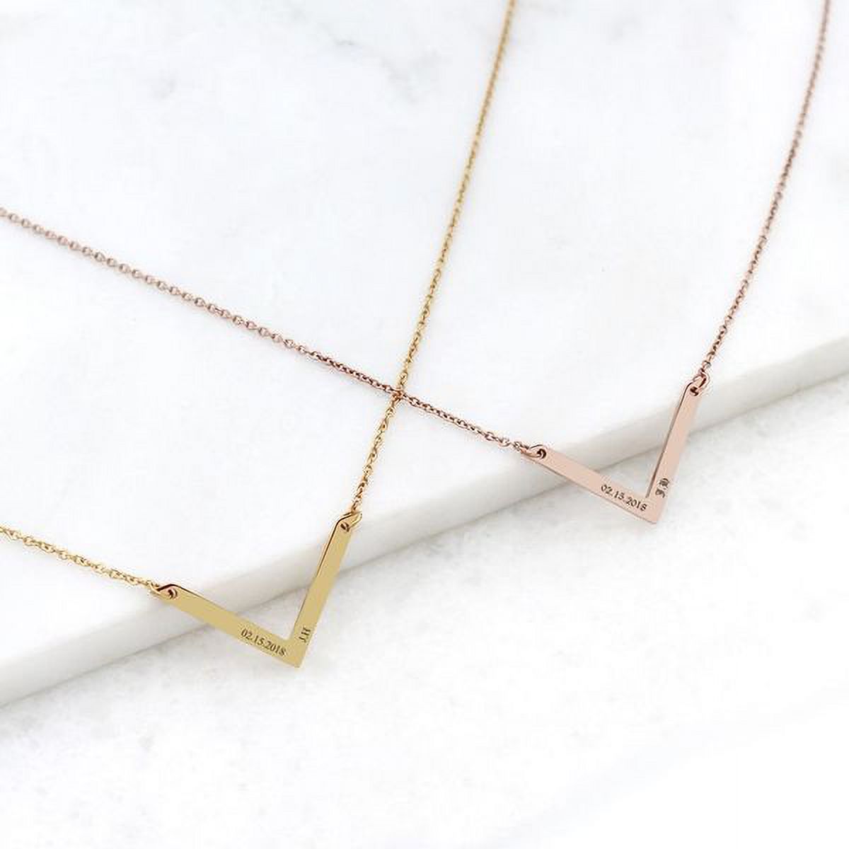 Anavia Personalized V Bar Necklace - Engrave Name Necklace - Birthday Gift for Her - Anniversary Jewelry Present