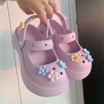 thumbnail image 1 of Zapatos de jardín Baotou con flores creativas, zapatos de verano para exteriores, lindas sandalias Baotou con flores, zapatillas de playa estilo princesa para mujer, 1 of 6