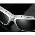 thumbnail image 2 of Gafas de sol deportivas polarizadas para hombre: protección UV para conducir, pescar, béisbol, ciclismo, golf y motocicleta., 2 of 5
