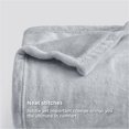 thumbnail image 4 of Manta de cama con forro polar tamaño queen, color gris claro, 230 x 230 cm, 4 of 7