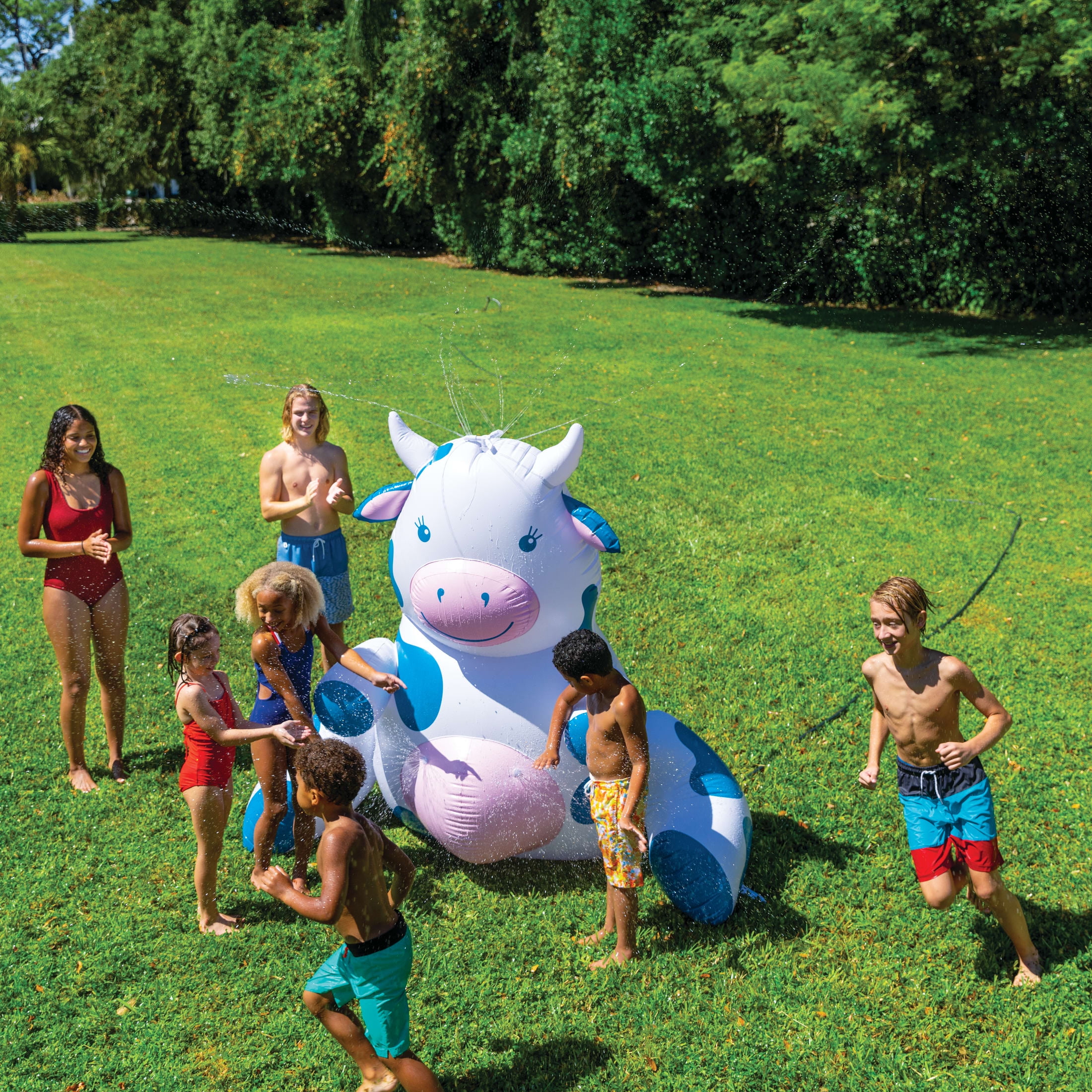 BigMouth Giant Sitting Cow Lawn Sprinkler with 360-Degree Spray