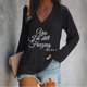 thumbnail image 2 of KIHOUT - Blusas casuales para mujer, liquidación 2024, moda clásica, estampado de letras, cuello en V, blusas básicas holgadas, camisetas de manga larga, blusas tipo túnica para otoño, 2 of 4