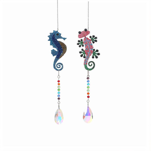 Paquete de 2 adornos de cristal para ventana con pintura de diamantes, colgante de carillón de viento para el hogar y el jardín