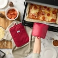 thumbnail image 6 of TOWN & COUNTRY BASICS Basketweave Soft Silicone Pot Holder 2-Pack Set, Heat Resistant up to 500F, Flexible Silicone, Non-Slip Grip, Red, 7.5"x10", 6 of 6