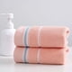 thumbnail image 4 of Toalla hilada de algodón, muy absorbente y suave al tacto, ideal para baño, spa, gimnasio y rostro., 4 of 8