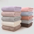 thumbnail image 3 of Toalla de baño de vellón de coral sin tirantes para adultos y niños, toalla de baño de vellón de coral gruesa y absorbente para bebés recién nacidos, 3 of 6