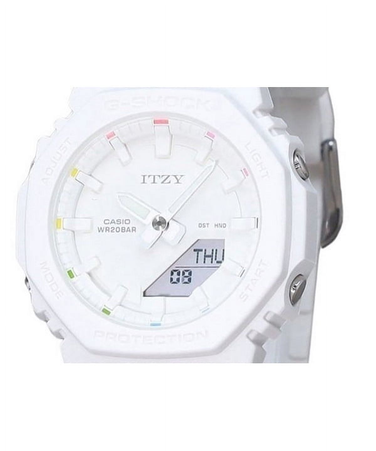 G-SHOCK ITZY ホワイト Casio G-Shock Analog Digital ITZY Collaboration White Dial Quartz