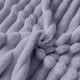 thumbnail image 4 of Manta de franela polar de 59 x 39 pulgadas, suave y cálida, de microfibra acanalada, para sofá cama, diseño a rayas, acogedora, para todas las estaciones, ligera, para el hogar, viajes, oficina., 4 of 7