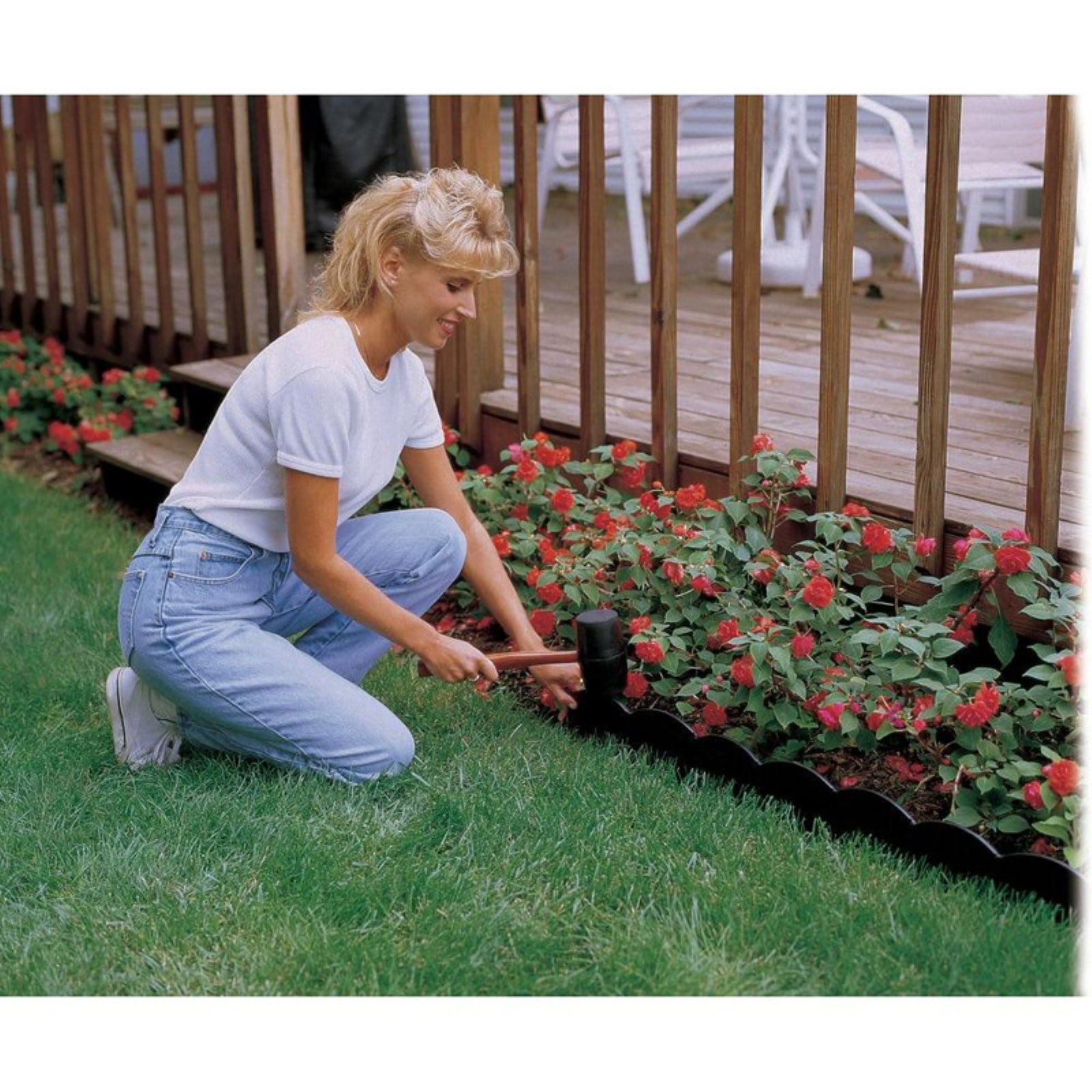 EMSCO Group 20' Choppers Heavy-Duty Hammer-In Garden Border Edging - Black