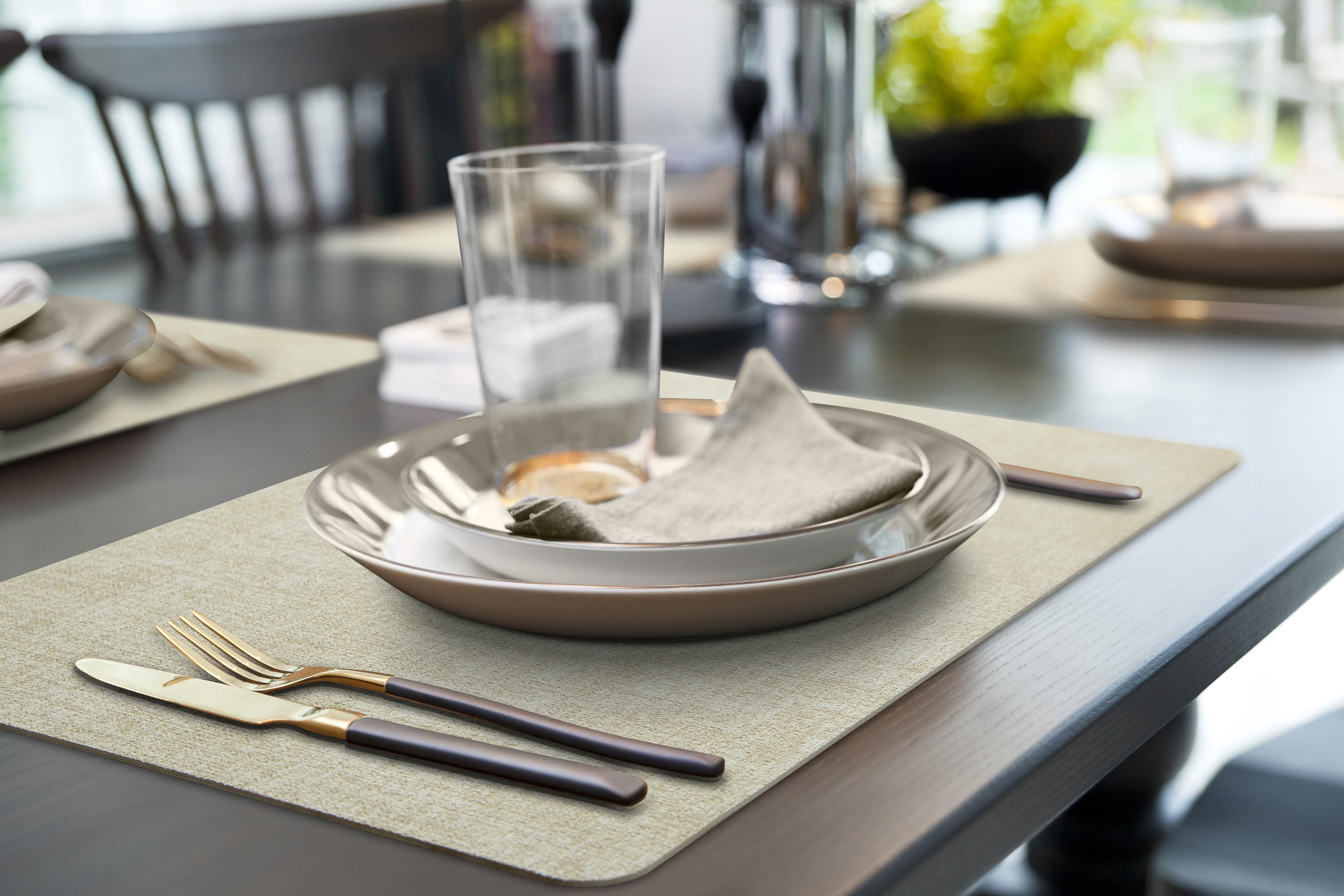 More Décor Faux Leather Placemats for Dining and Kitchen Table - Stain and Heat Resistant, Non Slip, Wipeable, Washable - Set of 6 - Beige
