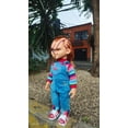 thumbnail image 2 of Muñeco Chucky Cicatrizado Cuerpo de Vinil de 67 cm de Altura, 2 of 5