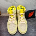 thumbnail image 3 of Ni - ke Air Jordan 1 Zoom CMFT 2 Lemon Twist Citron Yellow DV1305-800 Women's Size 9.5, 3 of 5