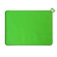 thumbnail image 1 of Alfombrilla de alimentación para mascotas, alfombrilla impermeable de silicona para cuenco de comida para perros y gatos, bordes elevados para evitar derrames de comida y agua MFZFUKR BST3006133-1, 1 of 5