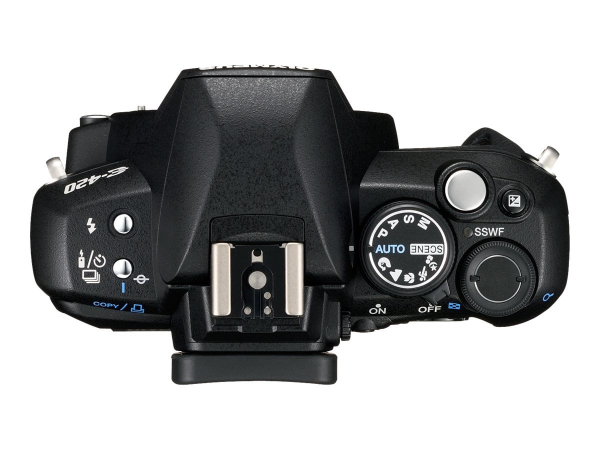 Olympus E-420 Dslr W/ 14-42mm Lens