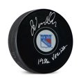 thumbnail image 1 of John Vanbiesbrouck Rondelle des New York Rangers Signée avec Note 1986 Vezina, 1 of 2