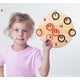 thumbnail image 3 of Juego de lanzamiento de anillos, interior y exterior para niños y adultos, divertido portón trasero o colgado en la pared, idea de regalo emocionante, diseño seguro y duradero, incluye 13 ganchos de Namotu SM-301, 3 of 5