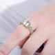 thumbnail image 3 of Anillos de corazón de alta calidad para mujer, color cobre dorado, con circonita cúbica helada, joyería de moda de hip hop, regalo, 7, rosa, 3 of 5