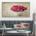 thumbnail image 1 of Art Design - Rose Rouge en Coupe Photographie, 1 of 3