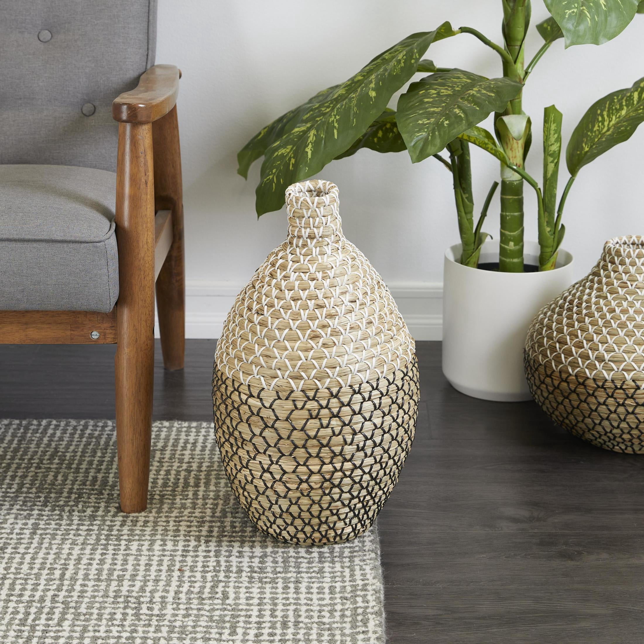 DecMode 20" Handmade Tall Woven Floor Brown Seagrass Vase