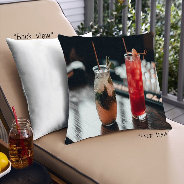Ahgly Company Drinks Cocktails Coussin Extérieur, 18 Pouces par 18 Pouces