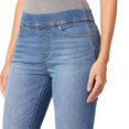 thumbnail image 4 of Levi Strauss Signature Gold Women's Totally Shaping Pull-On Bootcut (Also Available in Plus Size), Sea Ranch 5d, 22 Short, 4 of 4