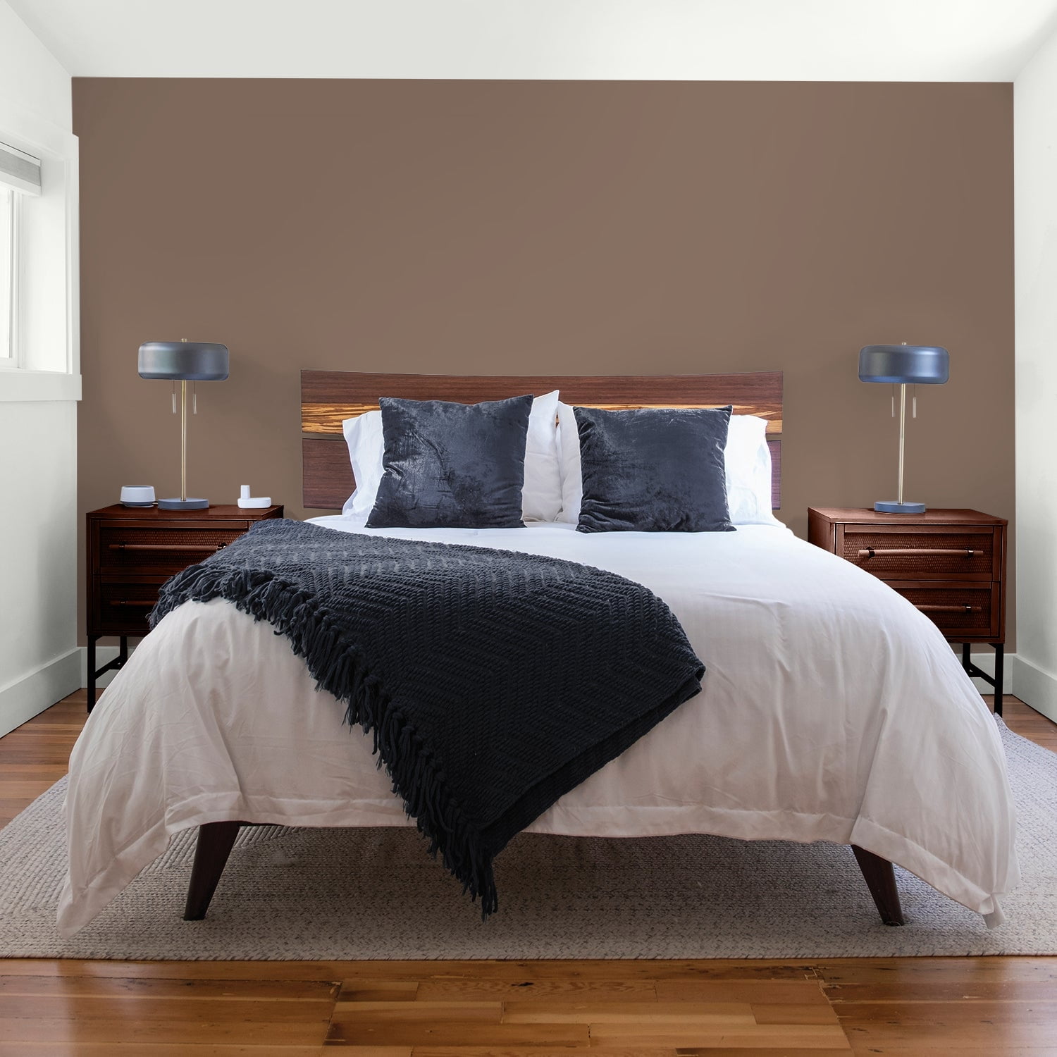 Glidden One Coat Interior Paint and Primer, Warrior / Brown, 1-Quart, Flat