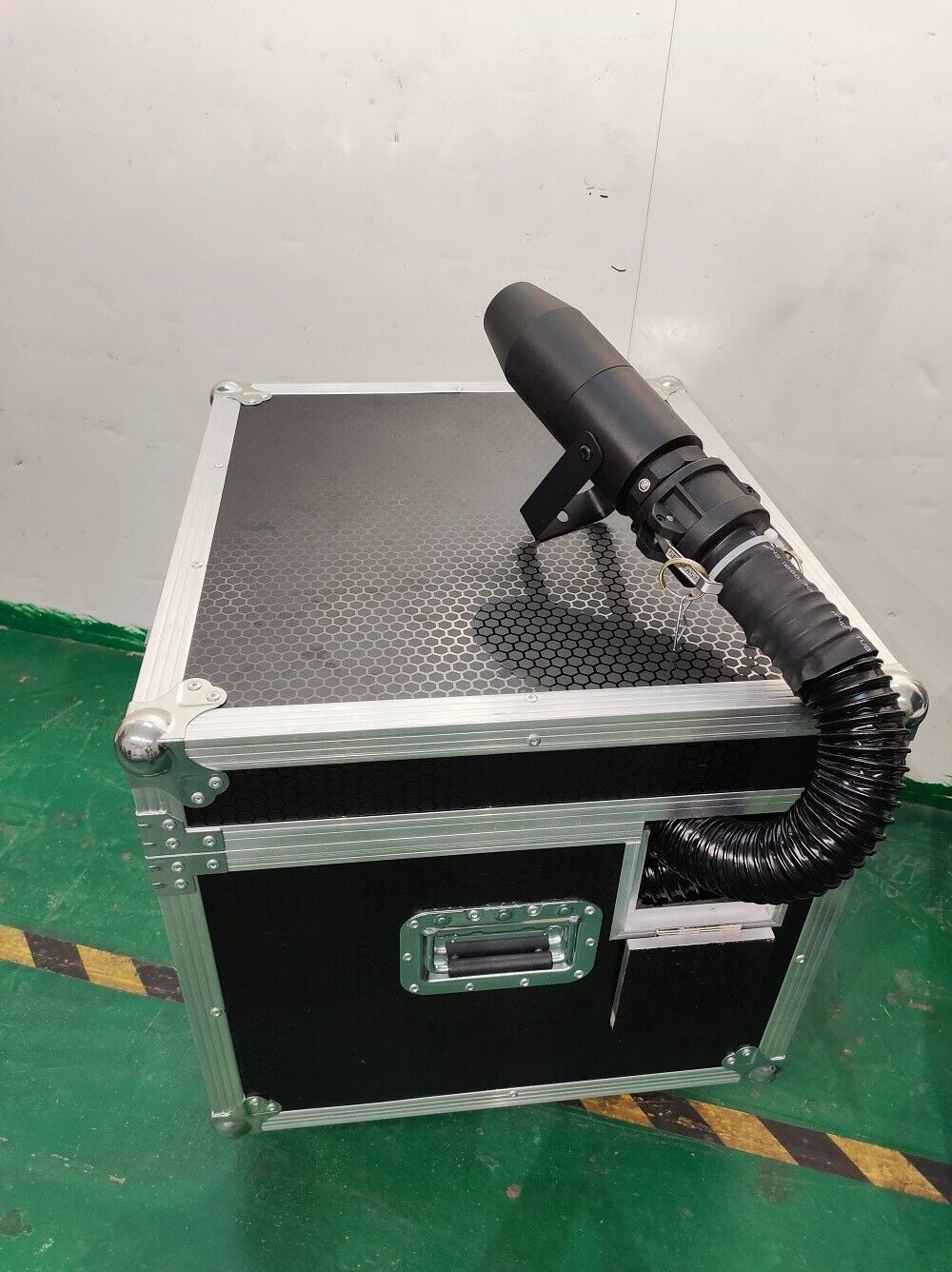 Outdoor 3500w Snowflake Machine Snow Maker Spraying Stage Effect Machine DJ Club