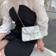 thumbnail image 4 of Sywqhk Moda Mujer Pu Flor Hombro Bolso Casual Perla Cadena Bolsos (Blanco) Sywqhk Para estrenar, 4 of 9