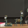thumbnail image 1 of Estatuilla de Reno Fernando 2 uds Escultura de ciervo con bola de cristal VERDE 16cmx26cm 18cmx16cm, 1 of 8